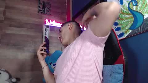 Snapshot of jonathancast08 chatting on October 4, 9:46 pm jonathancast08 online show from October 4, 9:46 pm