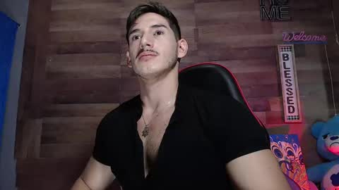 Snapshot of jonathancast08 chatting on October 15, 2:39 pm jonathancast08 online show from October 15, 2:39 pm