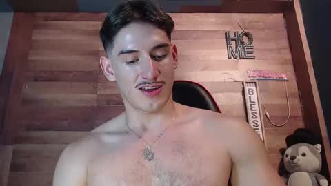 Snapshot of jonathancast08 chatting on November 20, 6:40 pm jonathancast08 online show from November 20, 6:40 pm