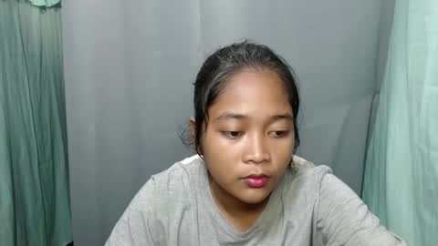 jonna2568 online show from October 4, 1:31 pm