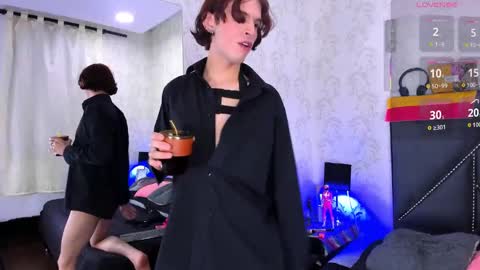 Snapshot of jonny_gilbert chatting on September 12, 4:23 am jonny_gilbert online show from September 12, 4:23 am