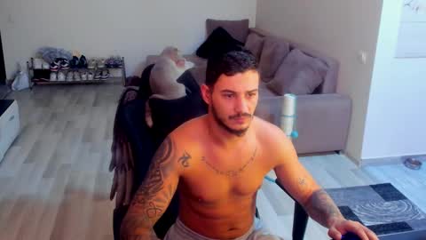 jonnyporn1 online show from November 26, 10:05 am