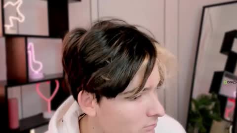 jordi_ser online show from October 16, 8:48 am