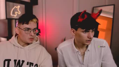 jordi_ser online show from October 21, 8:26 am