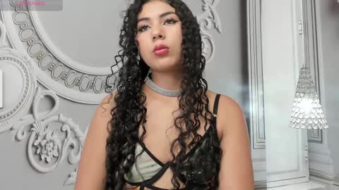 Snapshot of joselyn_sexy_ chatting on January 17, 6:54 pm Katalina online show from January 17, 6:54 pm