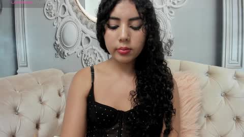 Snapshot of joselyn_sexy_ chatting on January 21, 11:02 pm Katalina online show from January 21, 11:02 pm