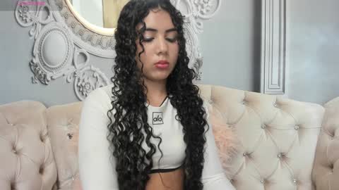 Snapshot of joselyn_sexy_ chatting on January 22, 5:06 pm Katalina online show from January 22, 5:06 pm