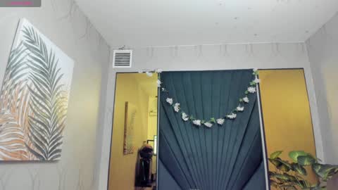 Snapshot of joselyn_sexy_ chatting on February 5, 11:02 am Katalina online show from February 5, 11:02 am