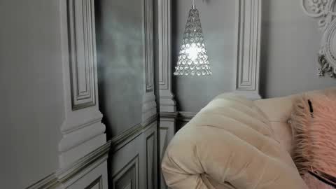 Snapshot of joselyn_sexy_ chatting on February 14, 6:19 pm Katalina online show from February 14, 6:19 pm