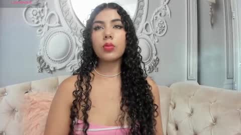 Snapshot of joselyn_sexy_ chatting on February 25, 9:46 pm Katalina online show from February 25, 9:46 pm