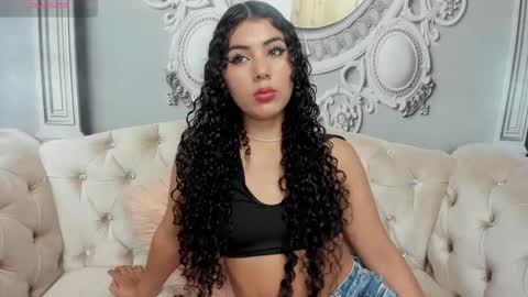 Snapshot of joselyn_sexy_ chatting on February 28, 2:20 pm Katalina online show from February 28, 2:20 pm
