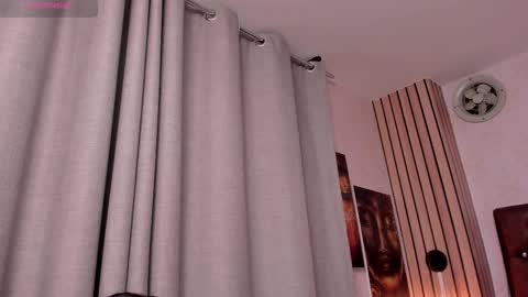 Snapshot of joselyn_sexy_ chatting on March 4, 12:39 am Katalina online show from March 4, 12:39 am