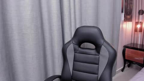 Snapshot of joselyn_sexy_ chatting on March 4, 9:11 pm Katalina online show from March 4, 9:11 pm