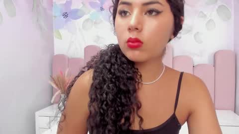 Snapshot of joselyn_sexy_ chatting on March 5, 5:29 pm Katalina online show from March 5, 5:29 pm