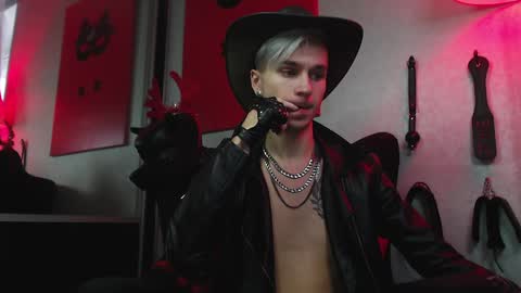 Master Joseph online show from December 19, 11:29 am