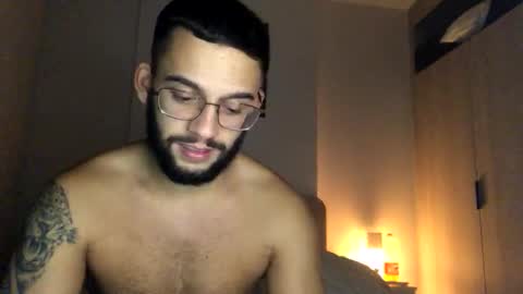 josh_xo online show from September 10, 6:52 pm