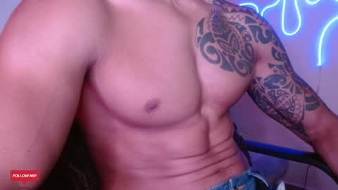  JOYLOPEZFIT online show from February 2, 4:32 pm