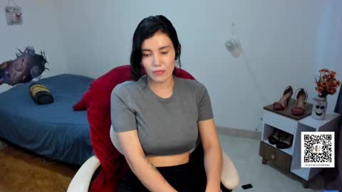 Camila Buitrago online show from February 25, 9:57 pm