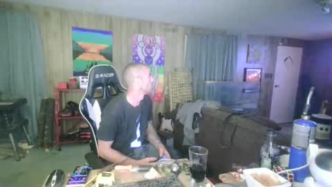 jrizzle1111 online show from November 6, 9:21 am