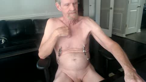 jtull52 online show from November 11, 9:37 pm