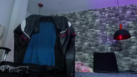 juan_jsmith online show from February 21, 3:32 pm