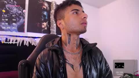 juancamilo66_ online show from December 24, 7:17 am