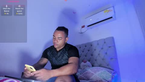 Snapshot of juande_24 chatting on September 27, 3:44 am independent model online show from September 27, 3:44 am