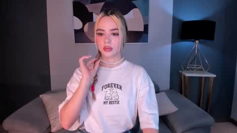 Juanita Clay online show from September 9, 12:26 pm