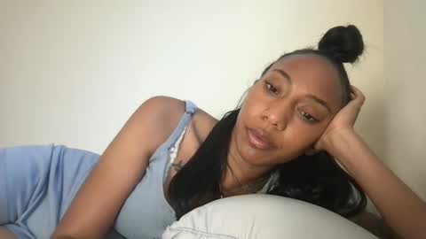 Snapshot of juicijazzi chatting on October 4, 11:14 pm juicijazzi online show from October 4, 11:14 pm