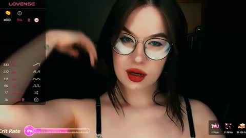 Bella online show from November 4, 9:03 pm