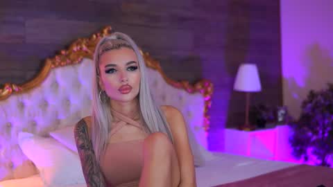 Jessye online show from September 13, 7:35 pm