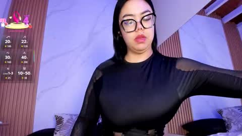 Juicy online show from October 18, 11:11 am