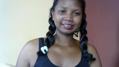 stellah online show from March 12, 6:40 am