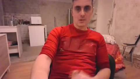 jul_lien online show from December 2, 11:00 pm