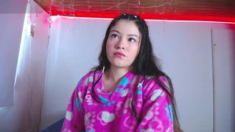 Juliana online show from December 7, 12:13 pm