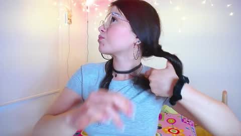 Juliana online show from January 5, 10:08 pm