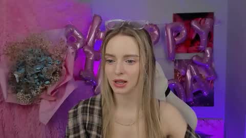 Julia online show from September 11, 5:51 am