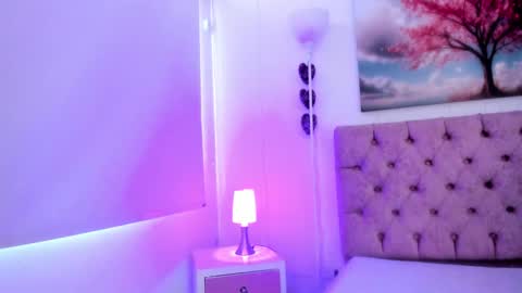  JULIANA CASTRO online show from January 13, 4:41 pm