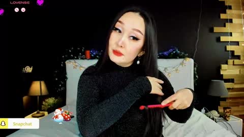 Julianna online show from December 20, 5:18 pm