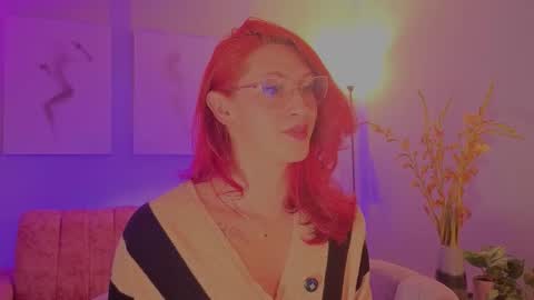 Juliana online show from December 1, 3:44 am