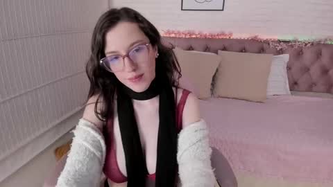 Snapshot of julianne__ chatting on February 26, 3:10 am Julianne online show from February 26, 3:10 am