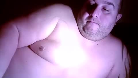 Snapshot of julianoparno chatting on December 15, 10:39 am Juliano online show from December 15, 10:39 am