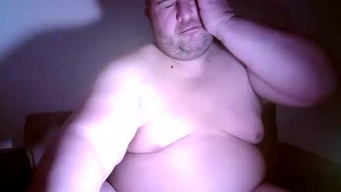 Snapshot of julianoparno chatting on February 26, 12:16 am Juliano online show from February 26, 12:16 am