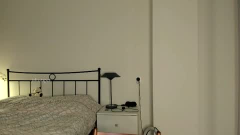 julia online show from February 28, 3:15 pm