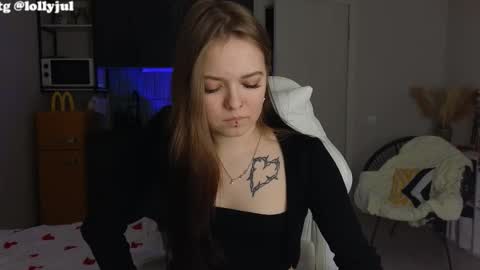 julidropp online show from October 2, 7:21 pm