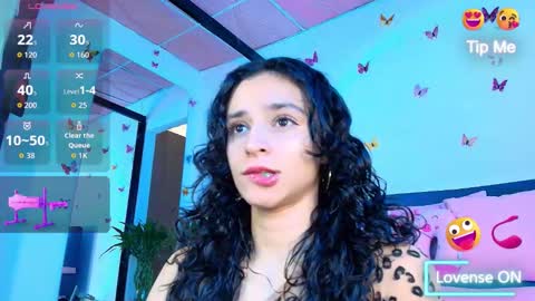 Snapshot of juliet_1_ chatting on November 13, 6:18 pm Juliet online show from November 13, 6:18 pm