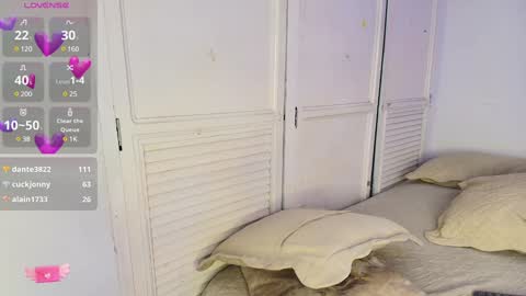 Juli online show from December 20, 11:47 pm