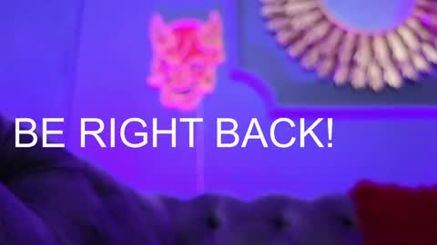  Julieta  online show from February 1, 2:56 pm