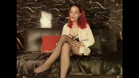 Snapshot of julieta_wall2 chatting on October 3, 3:25 am Julieta wall online show from October 3, 3:25 am