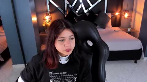 Julieth  online show from October 11, 7:34 pm